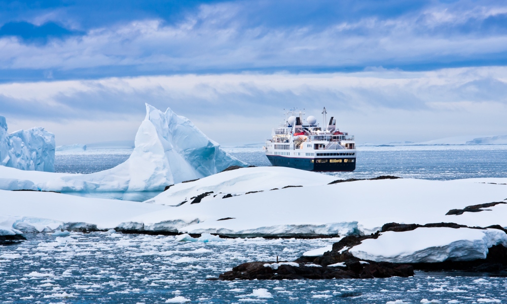 sustainable polar travel